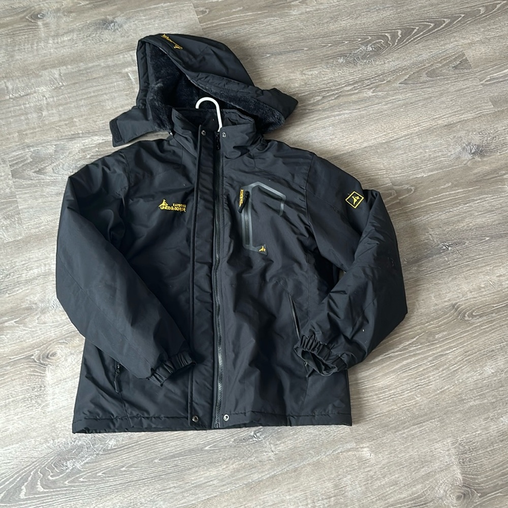 Women’s Black Winter Jacket Large